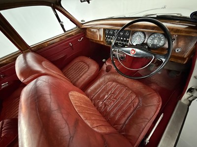 Lot 1960 Jaguar MK2