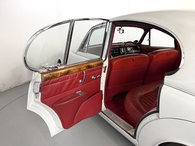 Lot 1960 Jaguar MK2