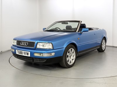 Lot 1999 Audi 80