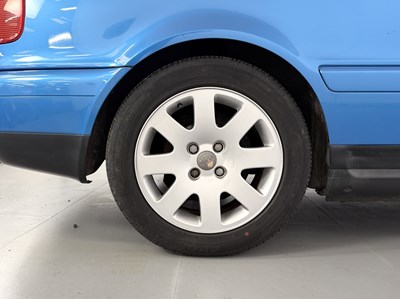 Lot 1999 Audi 80