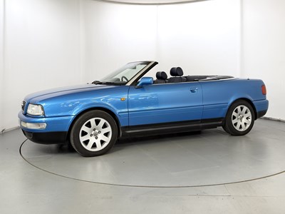 Lot 1999 Audi 80