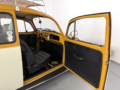 Lot 1976 Volkswagen Beetle