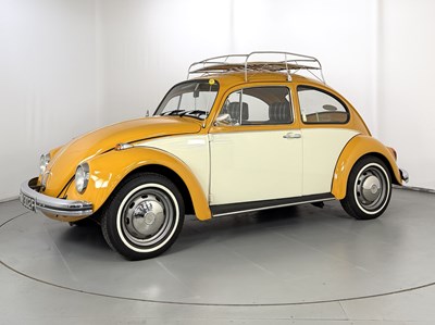Lot 1976 Volkswagen Beetle
