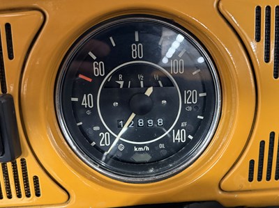 Lot 1976 Volkswagen Beetle