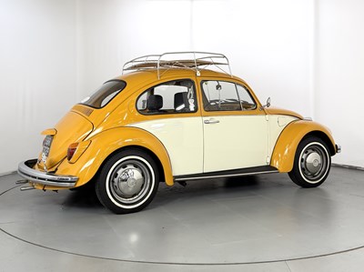 Lot 1976 Volkswagen Beetle