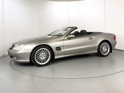 Lot 2004 Mercedes-Benz SL350