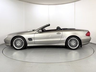 Lot 2004 Mercedes-Benz SL350
