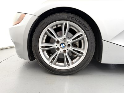Lot 2003 BMW Z4 3.0