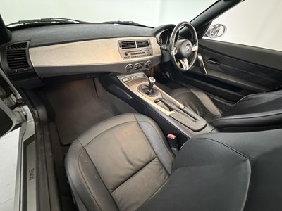 Lot 2003 BMW Z4 3.0