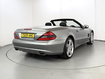 Lot 2009 Mercedes-Benz SL350