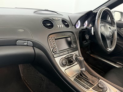 Lot 2009 Mercedes-Benz SL350