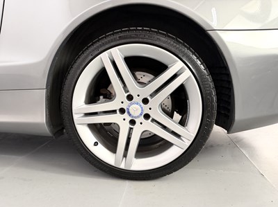 Lot 2009 Mercedes-Benz SL350