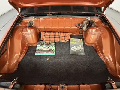 Lot 1976 Porsche 914