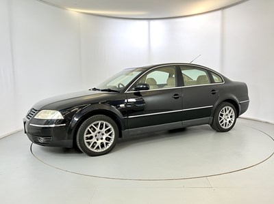 Lot 57 - 2002 Volkswagen Passat W8