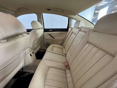 Lot 57 - 2002 Volkswagen Passat W8