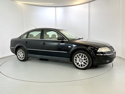 Lot 57 - 2002 Volkswagen Passat W8