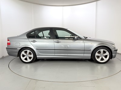 Lot 215 - 2004 BMW 318i - NO RESERVE