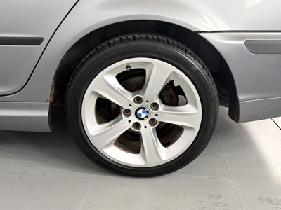 Lot 215 - 2004 BMW 318i - NO RESERVE