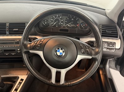 Lot 215 - 2004 BMW 318i - NO RESERVE