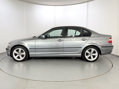Lot 215 - 2004 BMW 318i - NO RESERVE