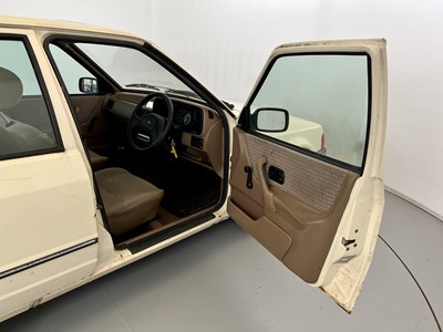 Lot 141 - 1990 Ford Escort 1.3 L