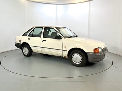 Lot 141 - 1990 Ford Escort 1.3 L