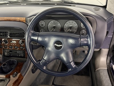 Lot 22 - 1995 Aston Martin DB7