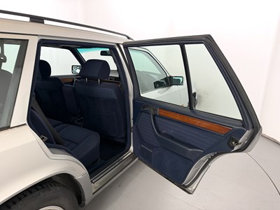 Lot 139 - 1992 Mercedes-Benz 230TE