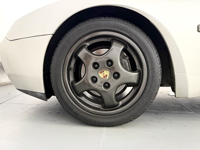 Lot 71 - 1988 Porsche 944 Turbo