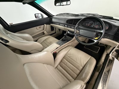 Lot 71 - 1988 Porsche 944 Turbo