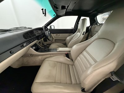 Lot 71 - 1988 Porsche 944 Turbo