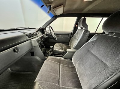 Lot 41 - 1992 Volvo 940 Turbo Wentworth