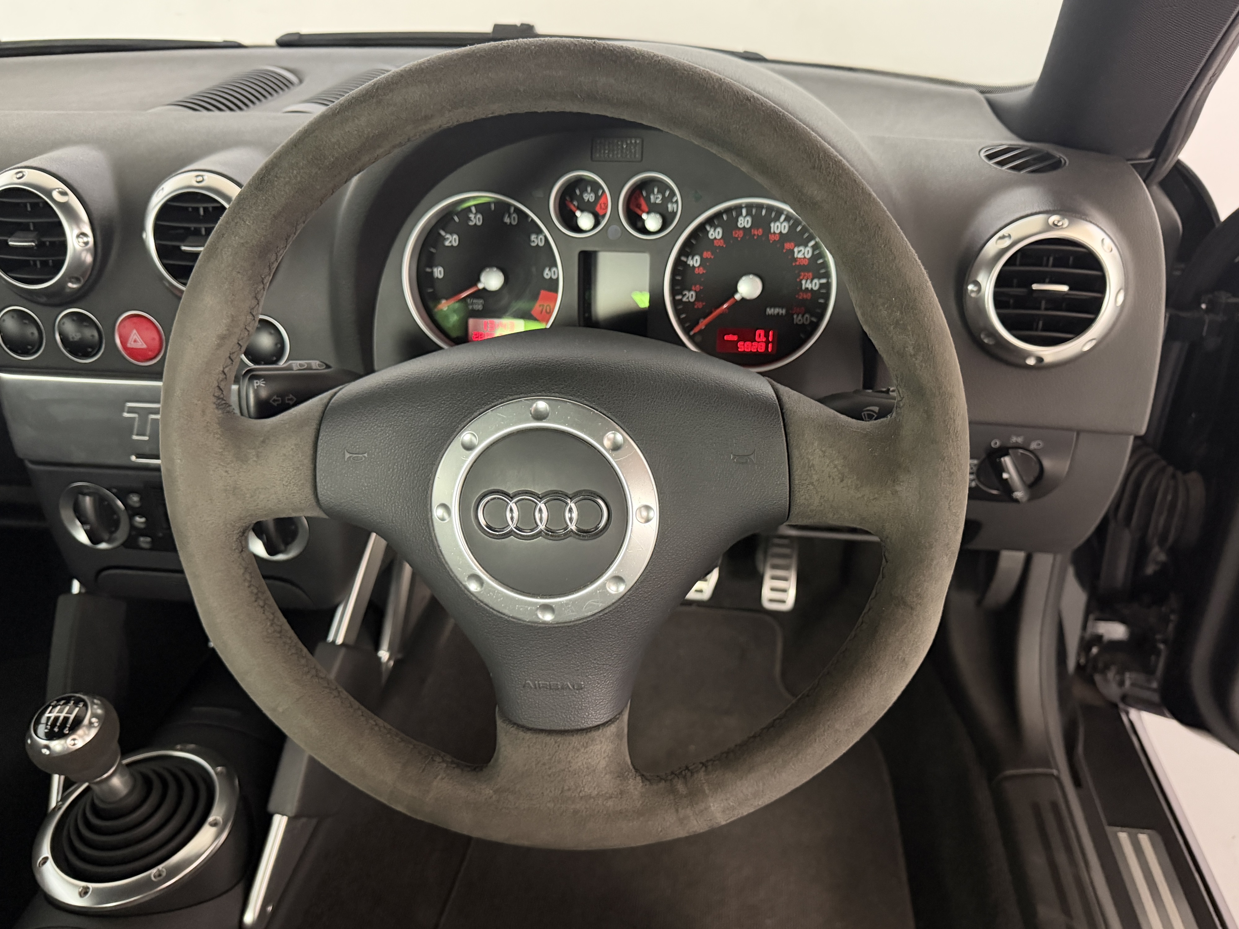 Lot 87 - 2005 Audi TT Quattro Sport