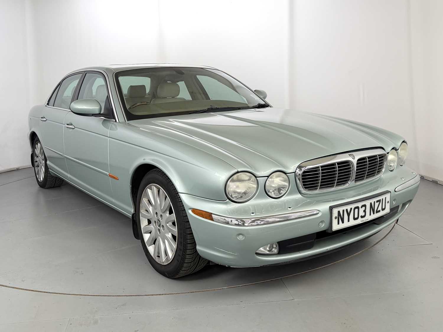 2003 Jaguar XJ8