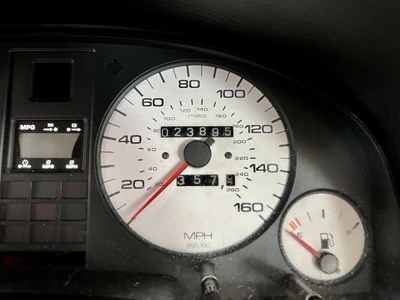 Lot 157 - 1991 Audi S2