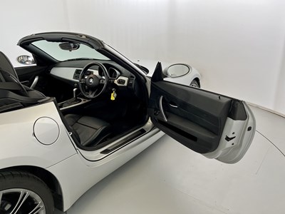 Lot 166 - 2008 BMW Z4 3.0 SI