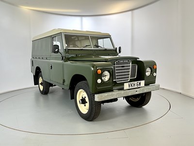 Lot 65 - 1981 Land Rover Series 3 - 6 Cylinder