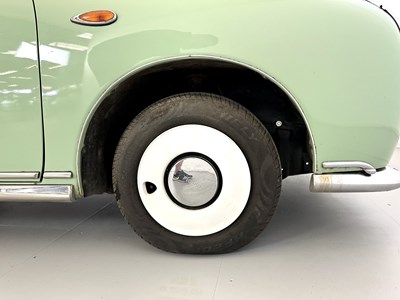 Lot 6 - 1991 Nissan Figaro