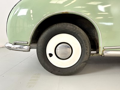 Lot 6 - 1991 Nissan Figaro