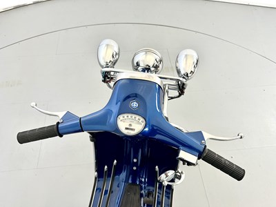 Lot 11 - 1971 Vespa 150 Super