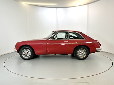 Lot 2 - MG BGT