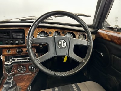 Lot 2 - MG BGT