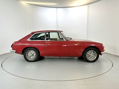 Lot 2 - MG BGT