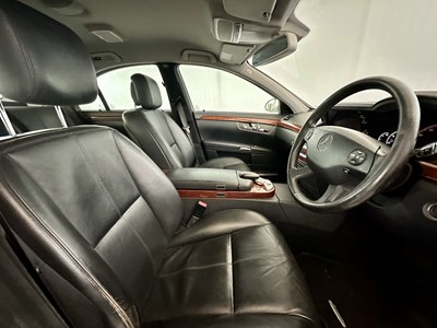 Lot 105 - 2007 Mercedes-Benz S320
