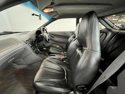 Lot 5 - 1994 Ford Probe
