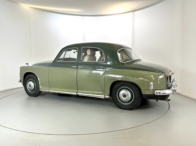 Lot 80 - 1959 Rover P4 100