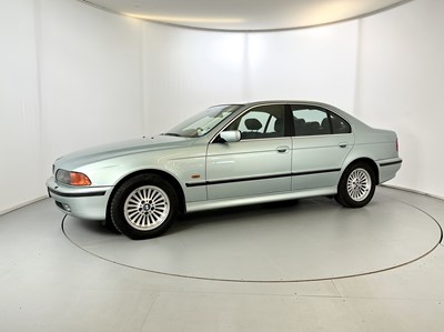 Lot 5 - 1998 BMW 528i
