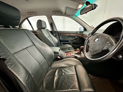 Lot 5 - 1998 BMW 528i