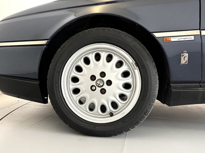 Lot 45 - 1996 Alfa Romeo 164 V6