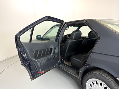 Lot 45 - 1996 Alfa Romeo 164 V6